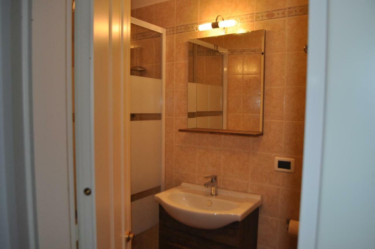 Suite Al Ponte Taranto Exterior foto